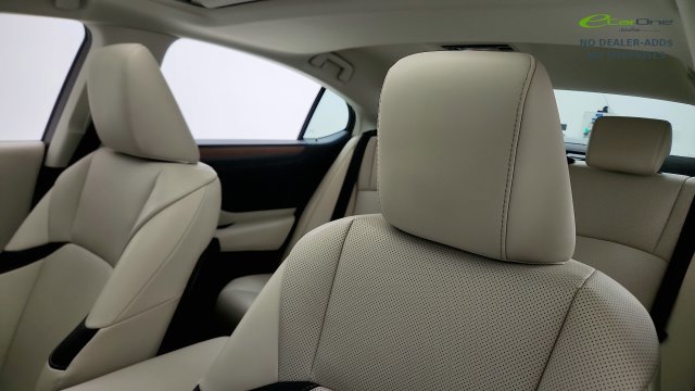 Used 2025 Lexus ES 350 w/ Premium Package FWD image 51