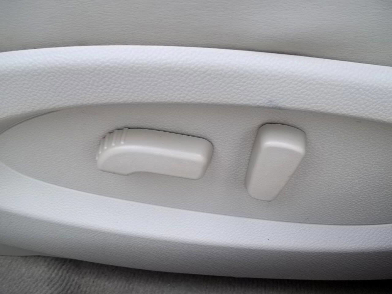 Used 2016 INFINITI QX50 AWD w/ Premium Plus Package image 15