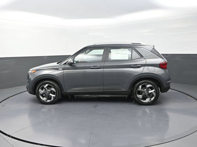 New 2026 Hyundai Venue SEL FWD image 5