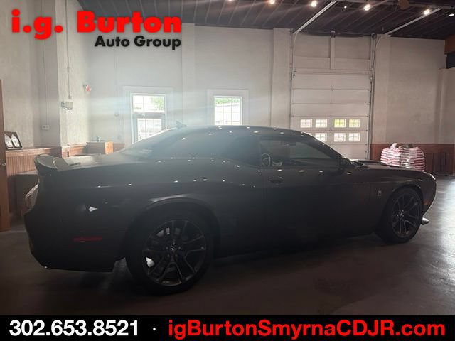 Used 2023 Dodge Challenger R/T Scat Pack RWD image 4