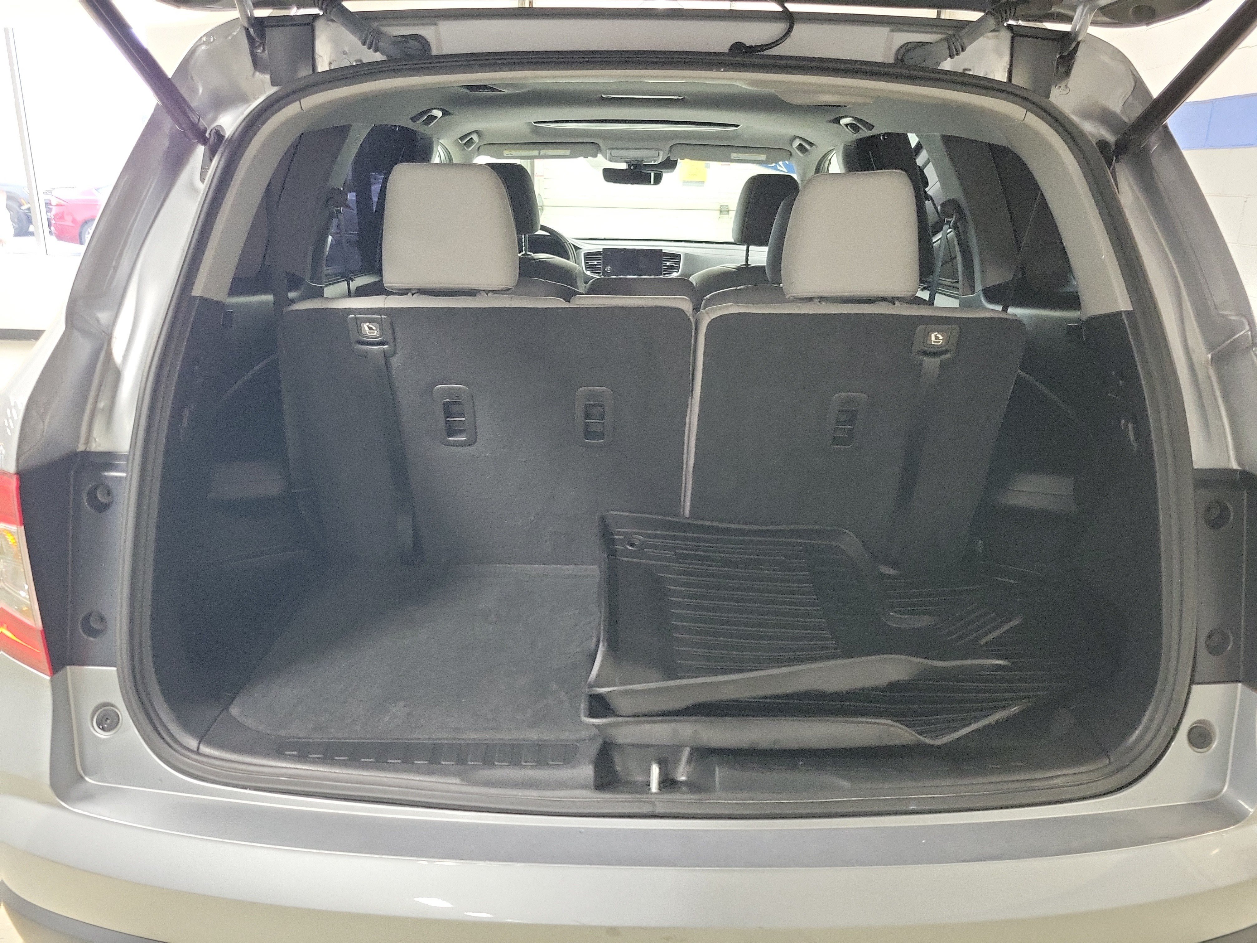 Used 2021 Honda Pilot Special Edition image 9