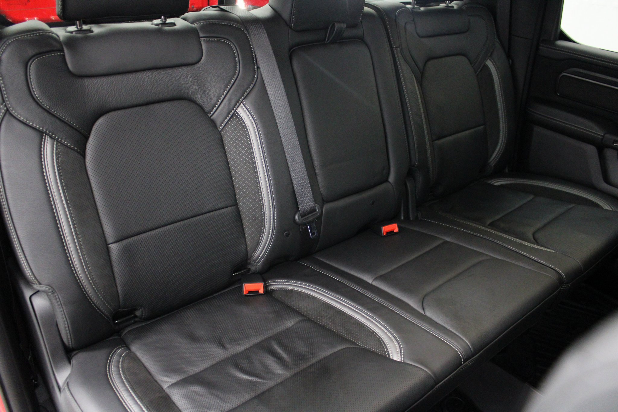 Used 2025 RAM 1500 RHO image 34