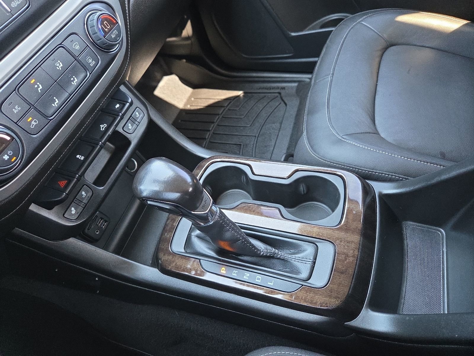 Used 2022 GMC Canyon Elevation w/ Elevation Premium Package image 25