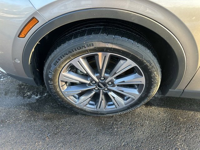 Used 2020 Lincoln Corsair Reserve w/ Equipment Group 202A image 8