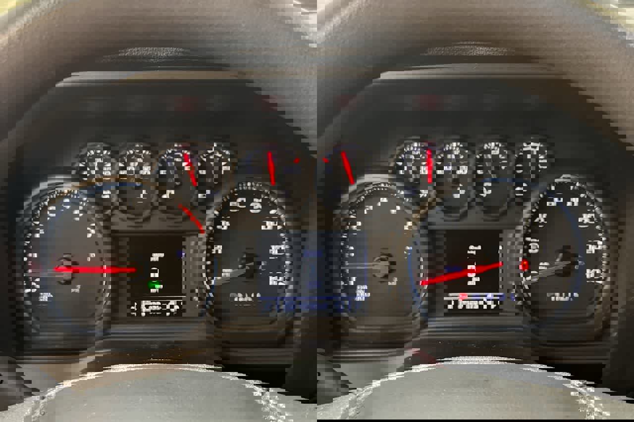 Used 2024 Chevrolet Silverado 2500 Custom w/ Custom Convenience Package image 21