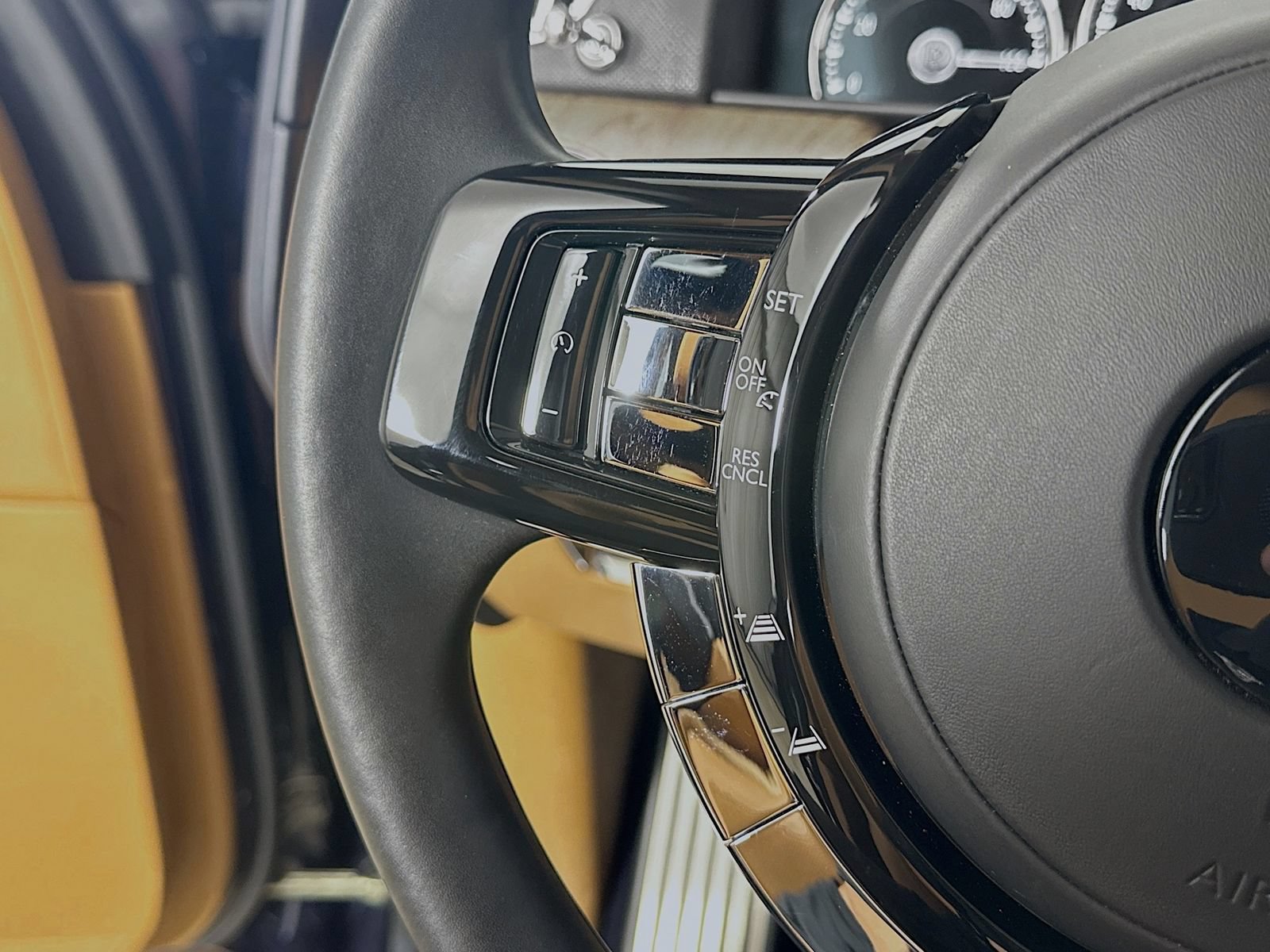 Used 2019 Rolls-Royce Cullinan AWD/4WD image 20