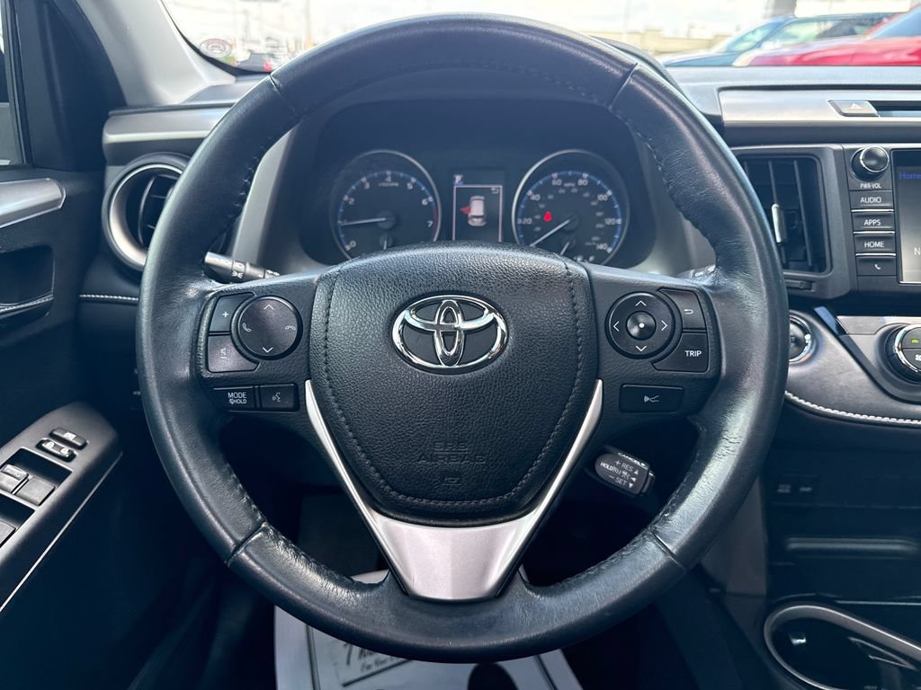 Used 2018 Toyota RAV4 XLE FWD image 26