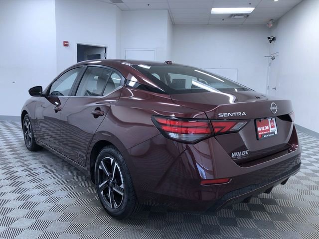Used 2025 Nissan Sentra SV FWD image 13