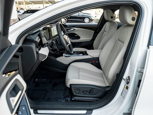 Used 2025 Audi A6 e-tron Premium Plus w/ Premium Plus RWD image 15