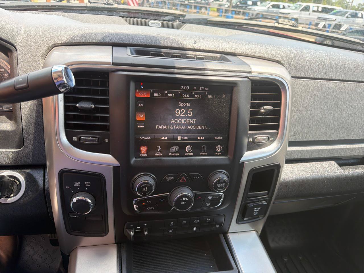 Used 2015 RAM 2500 Big Horn AWD/4WD image 10