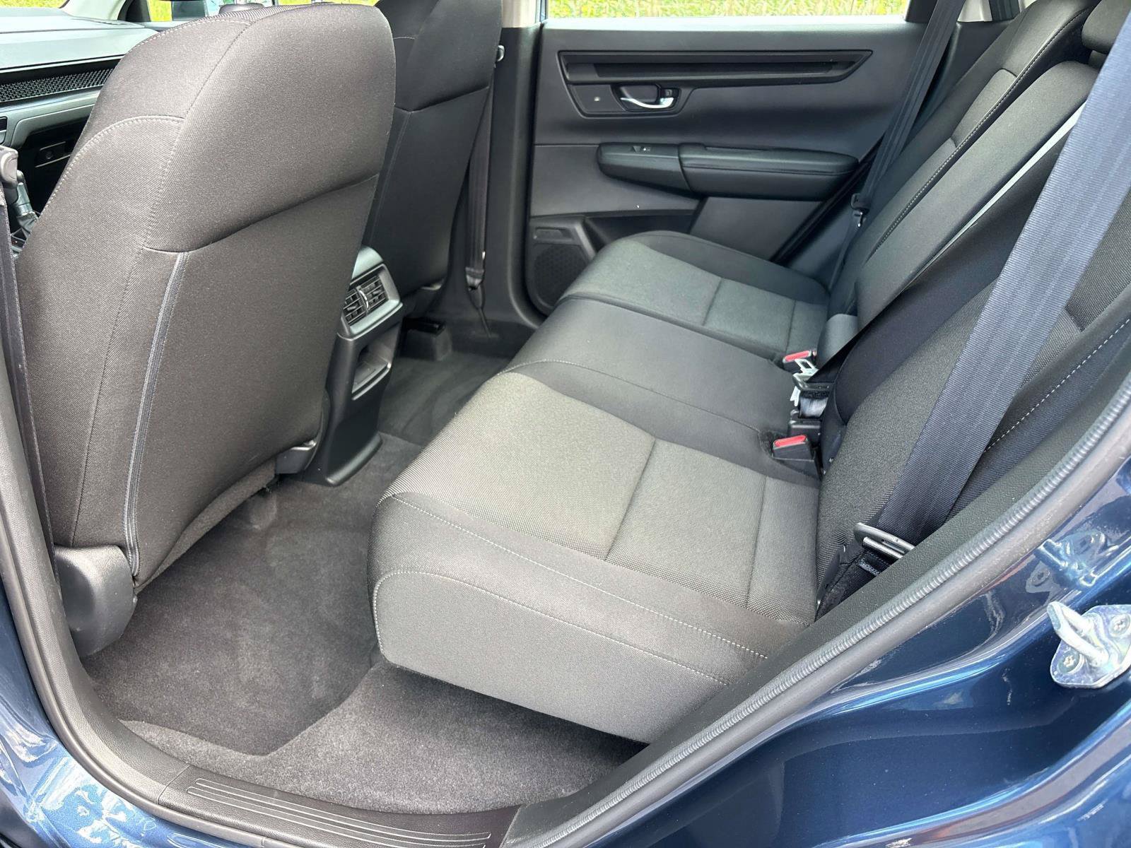 Used 2023 Honda CR-V LX image 13
