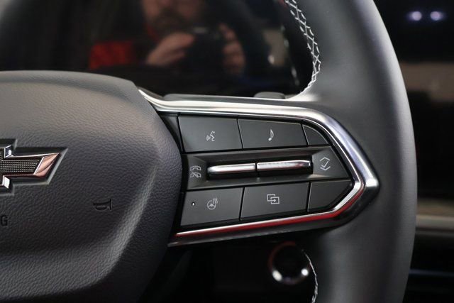 New 2026 Chevrolet Traverse LT w/ Midnight/Sport Edition image 17