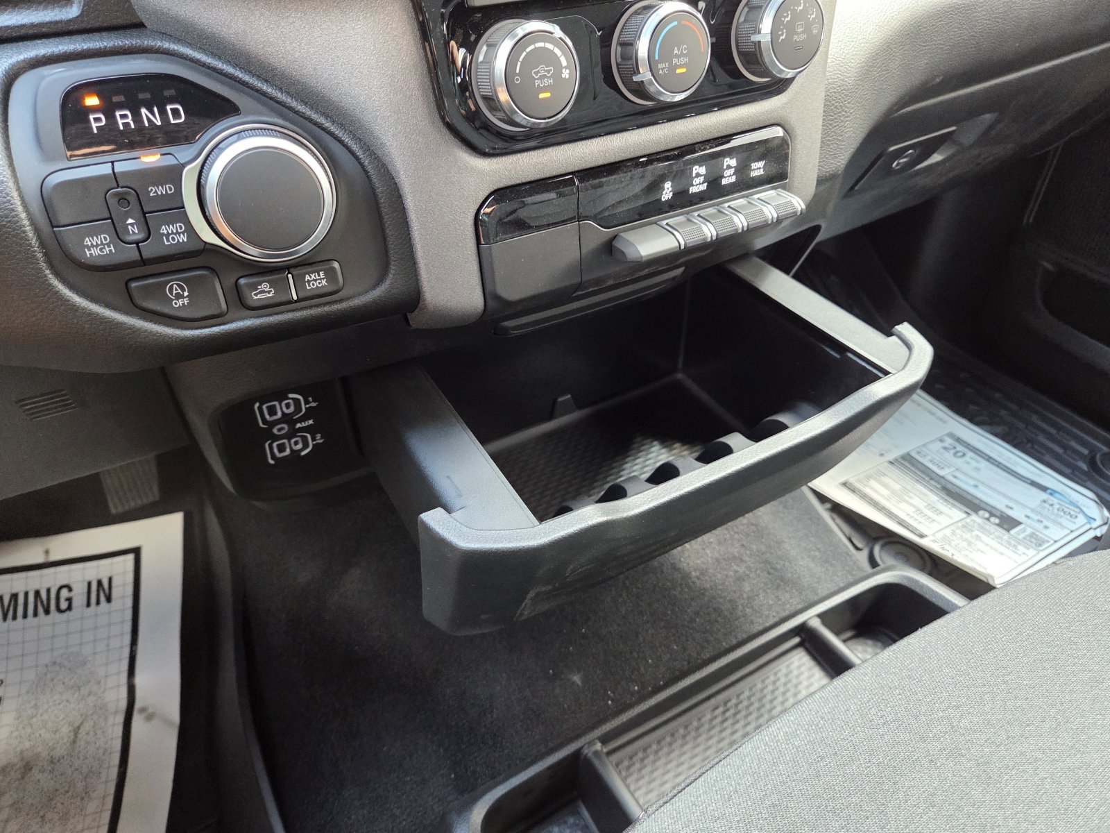 New 2026 RAM 1500 Warlock AWD/4WD image 32