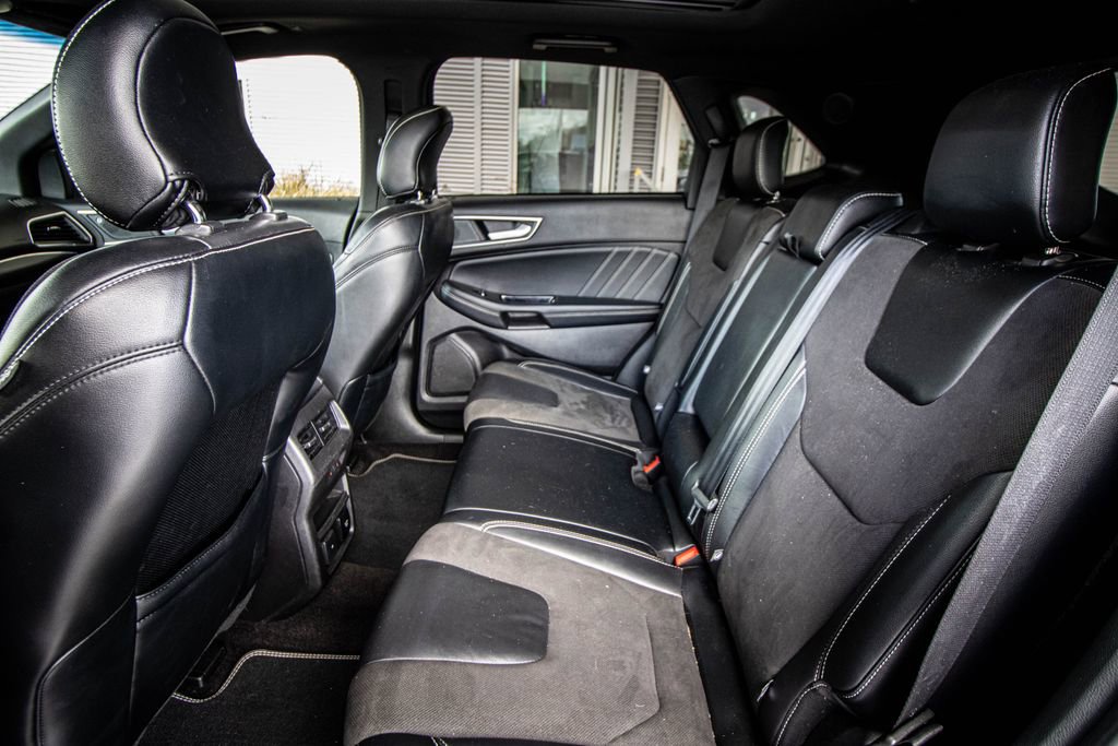 Used 2019 Ford Edge ST w/ Equipment Group 401A AWD/4WD image 23