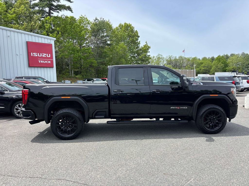 Used 2020 GMC Sierra 2500 AT4 w/ Technology Package AWD/4WD image 2