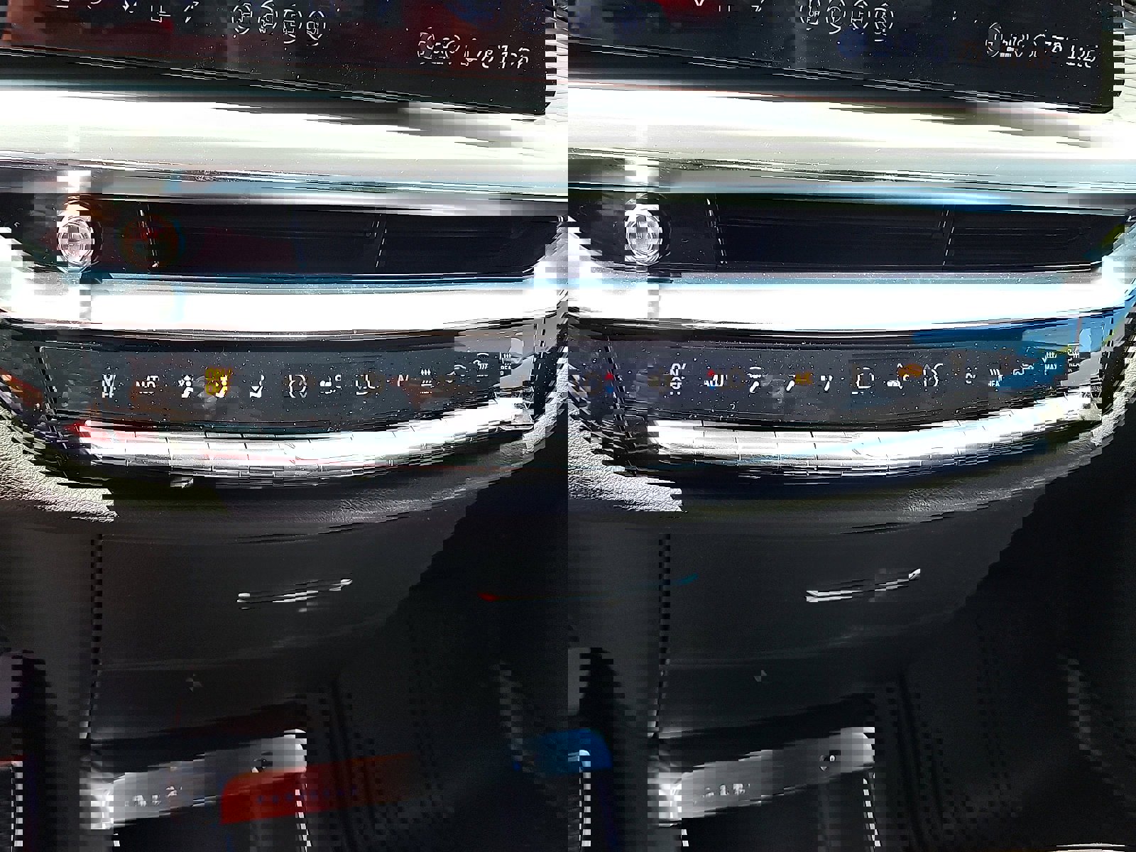 New 2026 Cadillac Lyriq V w/ LPO, Floor Liner Package image 18