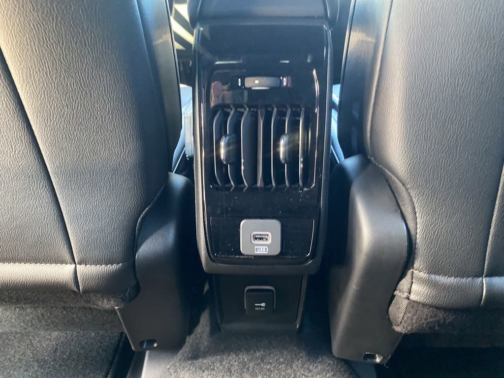 New 2026 Jeep Compass Latitude image 17