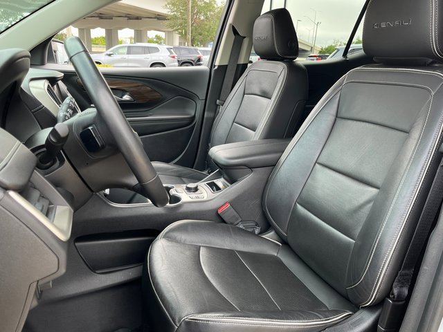 Used 2020 GMC Terrain Denali w/ Denali Premium Package image 11