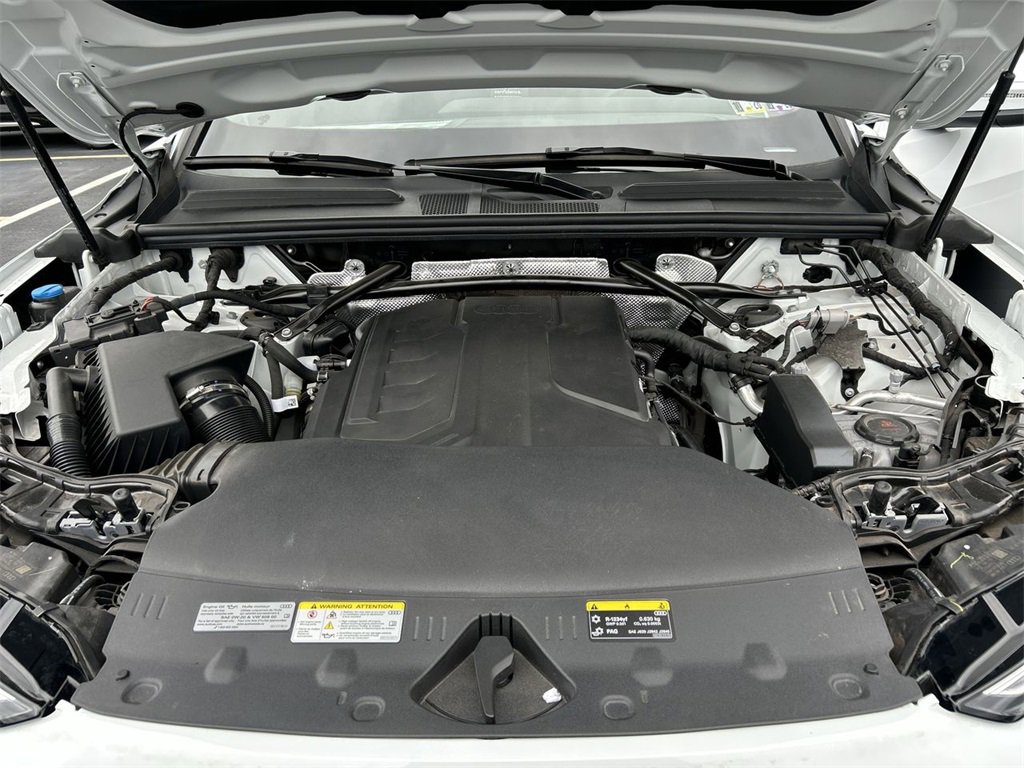 New 2025 Audi Q5 Prestige image 17