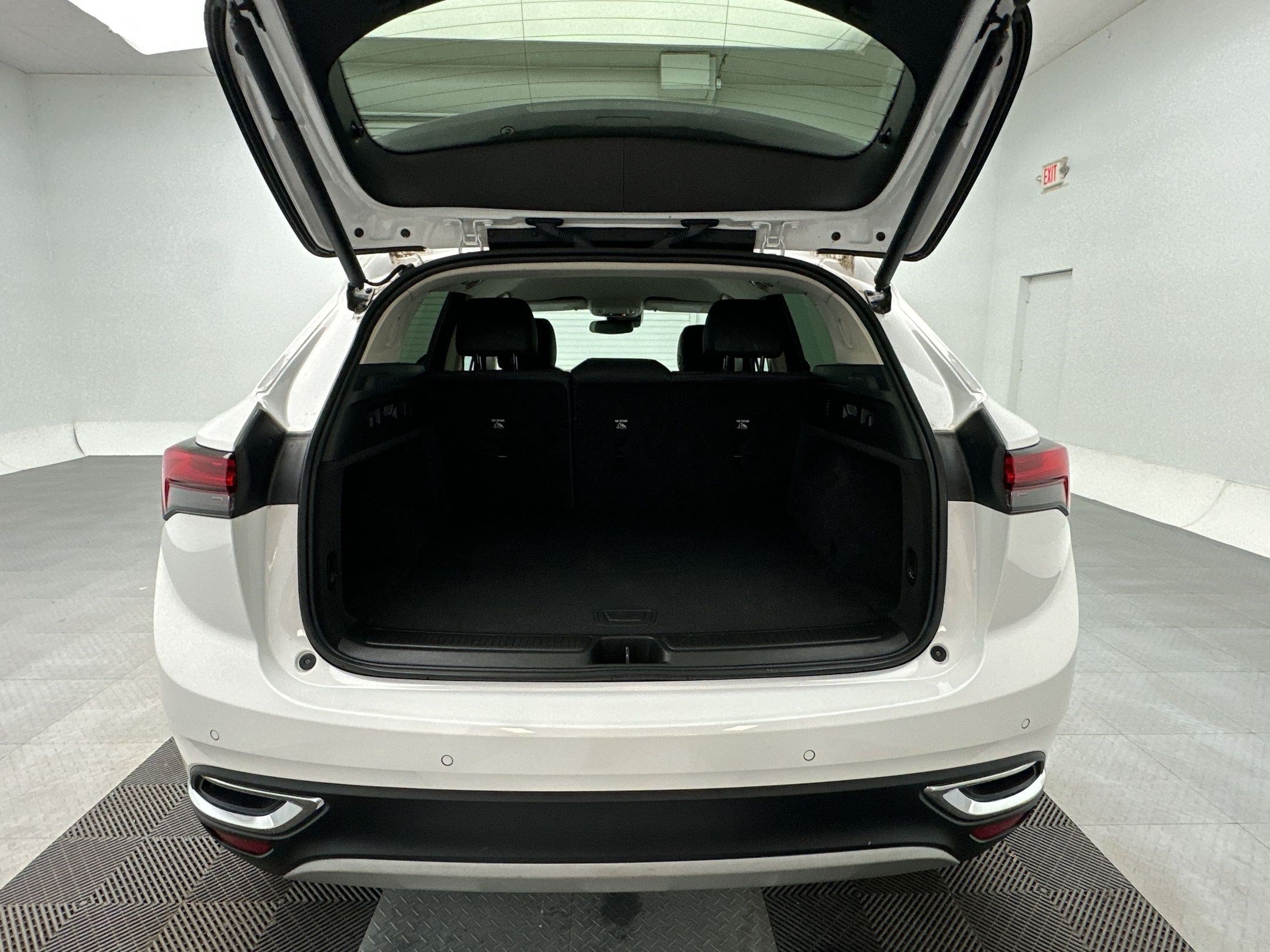 Certified 2023 Buick Envision Preferred AWD/4WD image 22