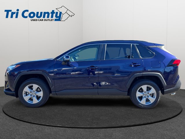 Used 2023 Toyota RAV4 XLE w/ Convenience Package AWD/4WD image 5