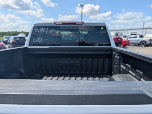 New 2026 GMC Sierra 1500 SLT AWD/4WD image 10