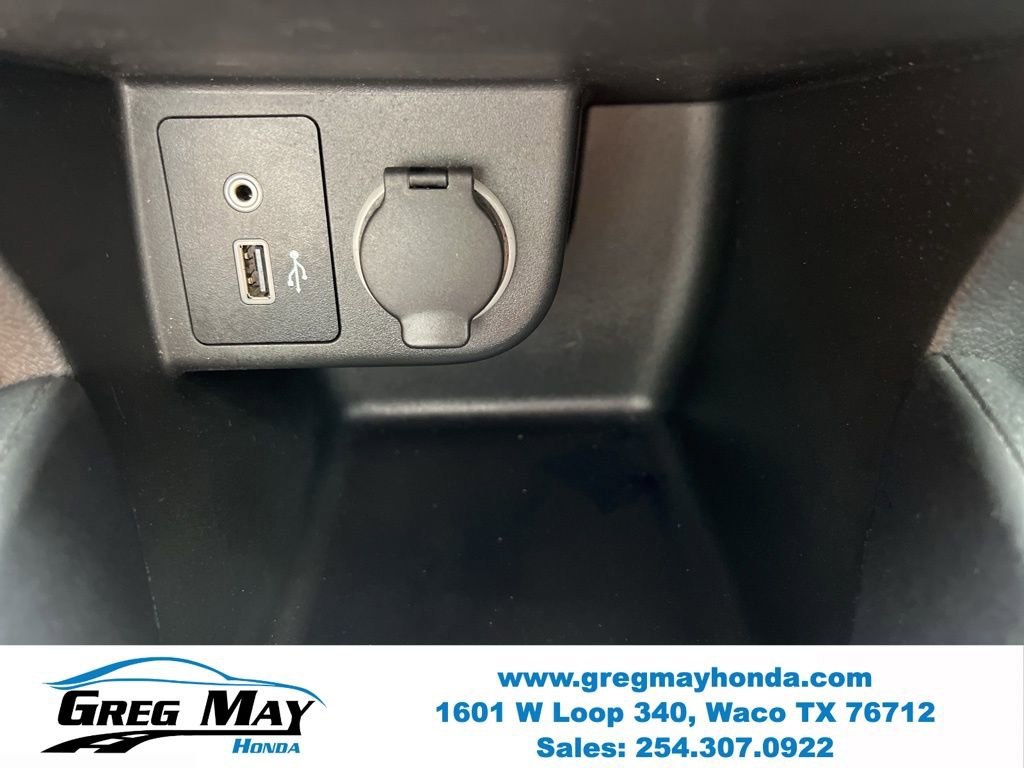 Used 2020 Nissan Kicks S FWD image 27