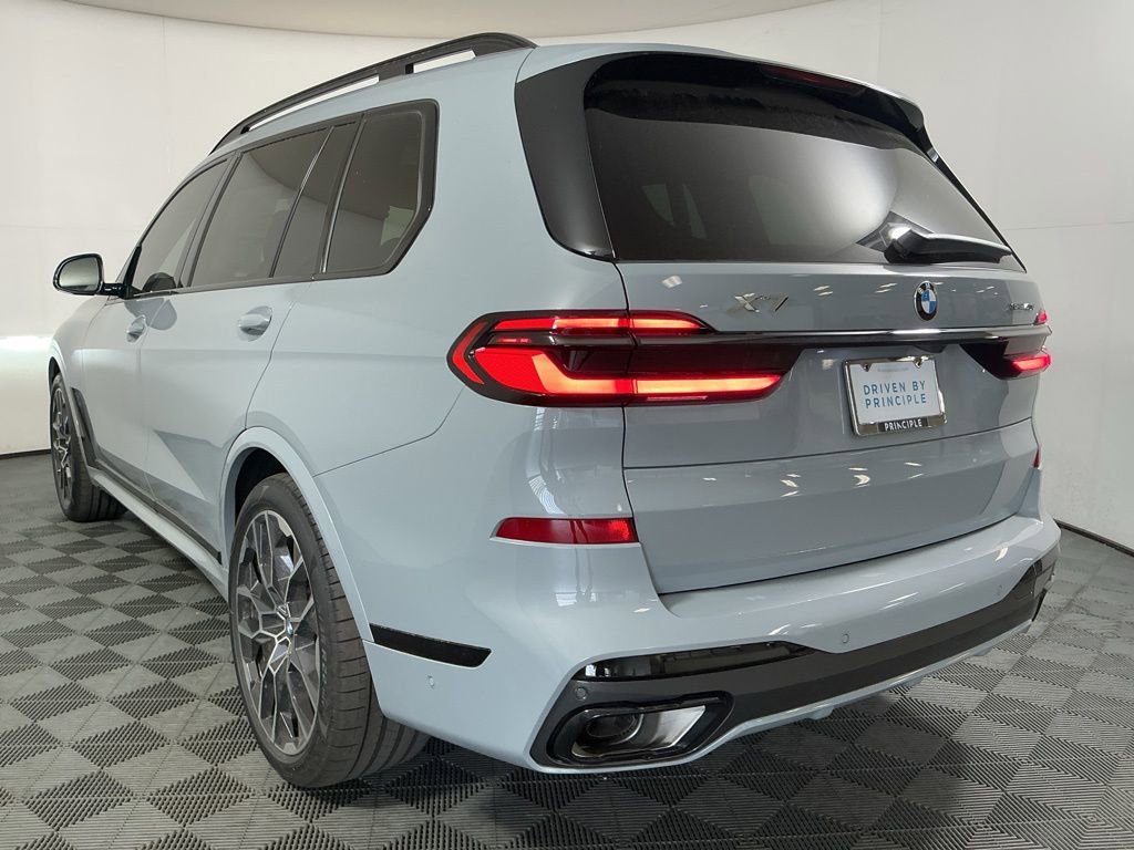 New 2026 BMW X7 xDrive40i AWD/4WD image 7