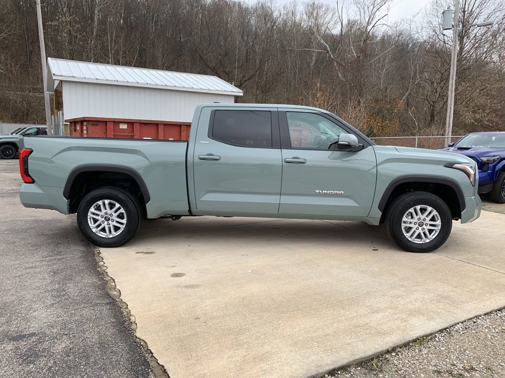 Used 2024 Toyota Tundra SR5 image 3