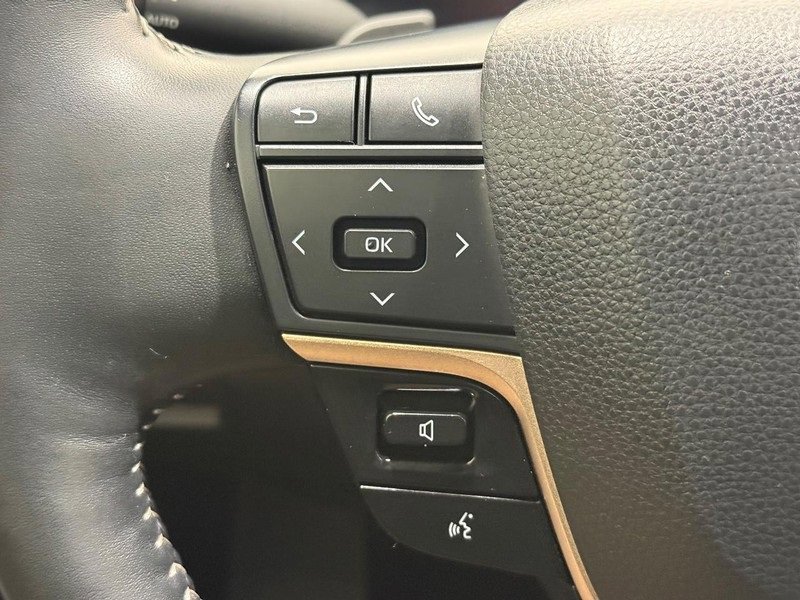 Used 2025 Toyota Crown Platinum image 13