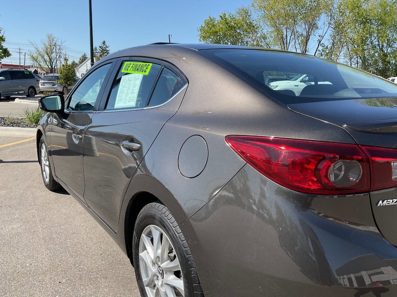 Used 2014 MAZDA MAZDA3 i Touring w/ Moonroof Package 1 FWD image 5