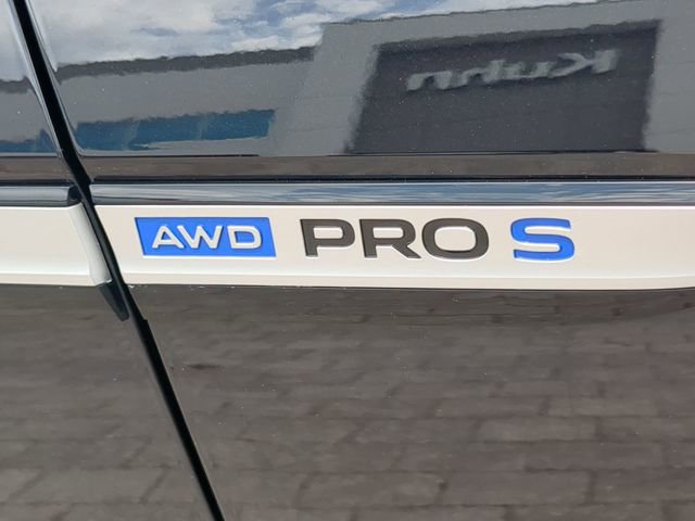 Certified 2023 Volkswagen ID.4 Pro S AWD/4WD image 11