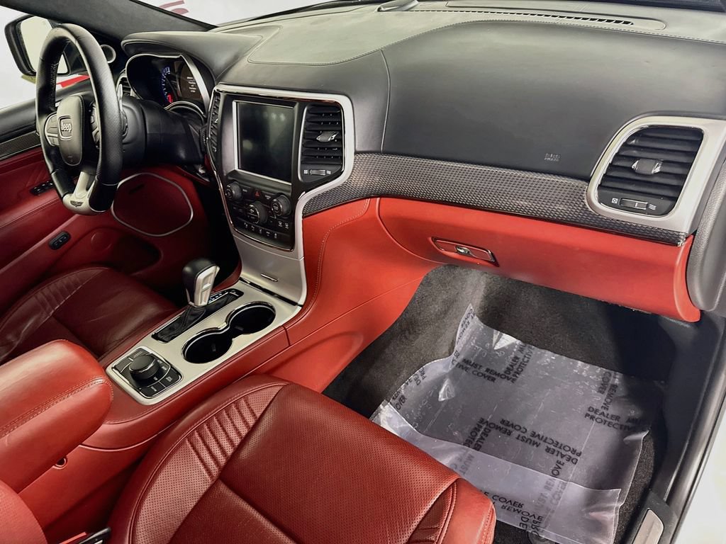 Used 2018 Jeep Grand Cherokee Trackhawk AWD/4WD image 33