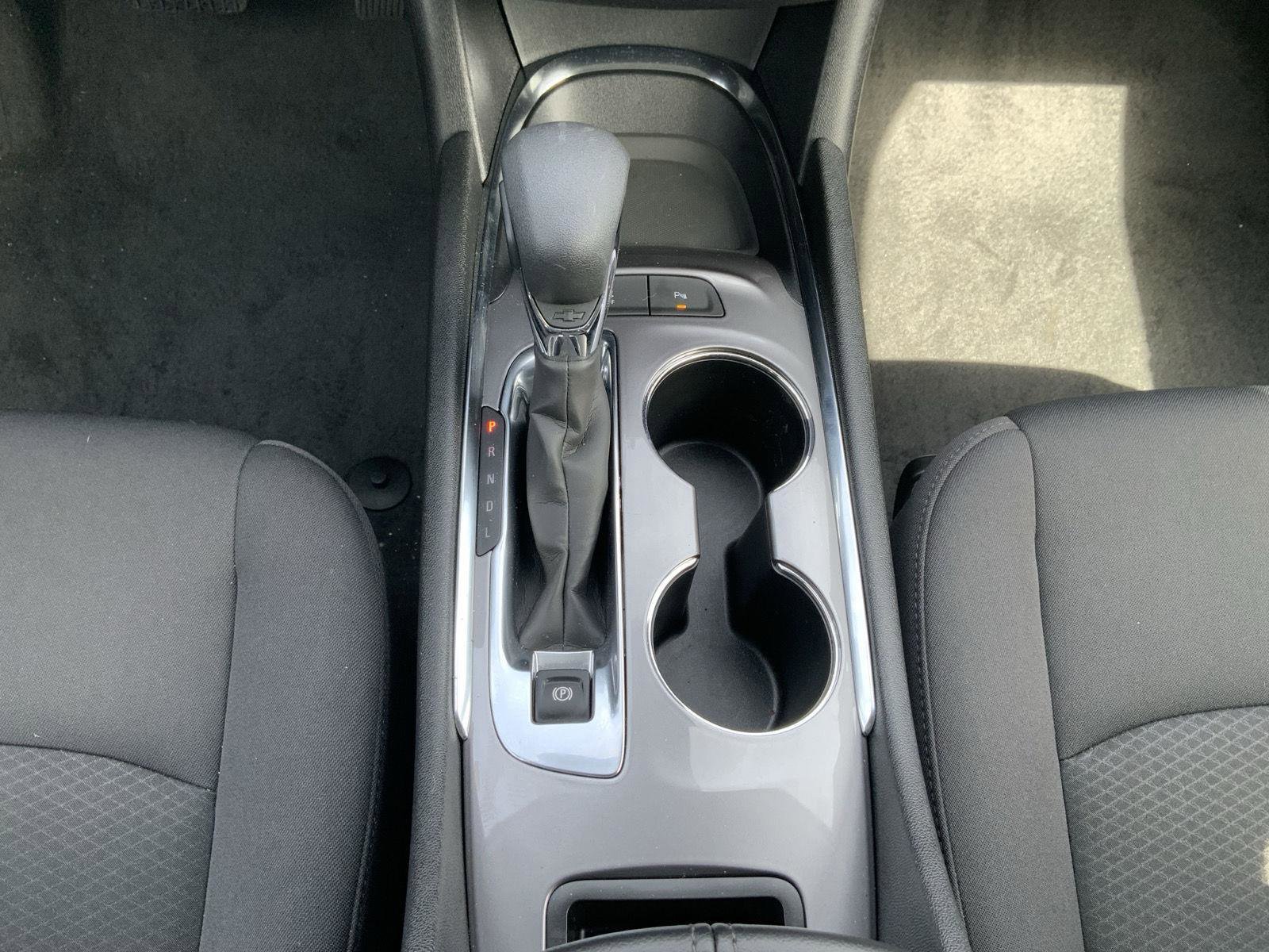 Used 2024 Chevrolet Malibu LT image 44