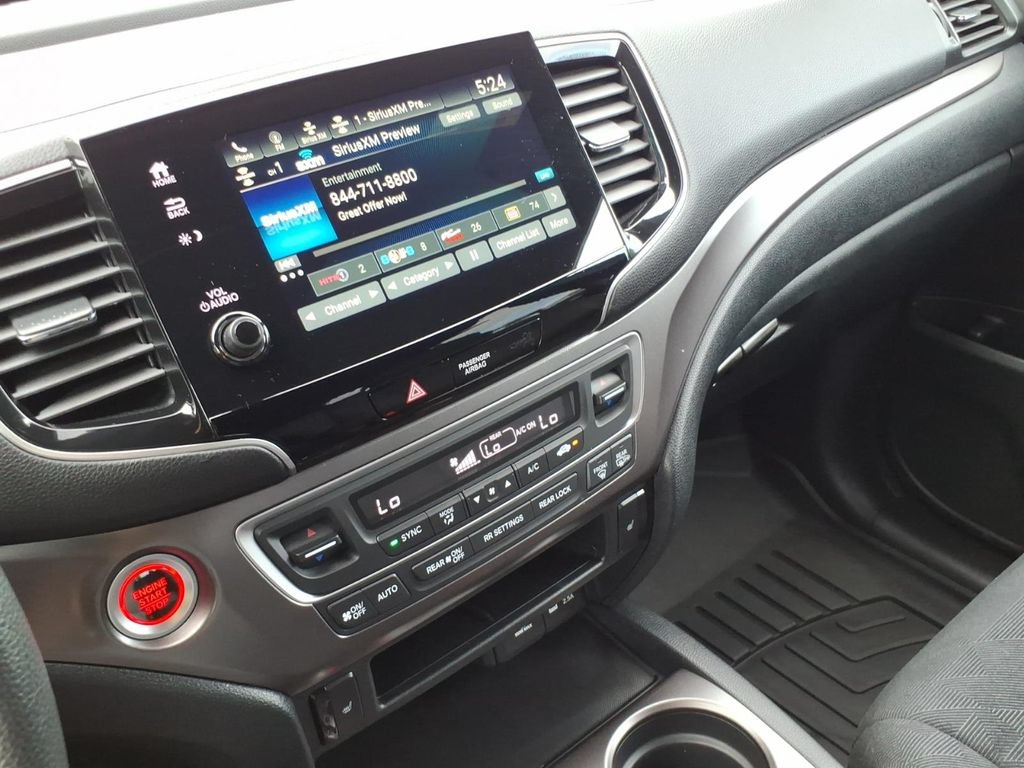 Used 2022 Honda Pilot Sport image 15