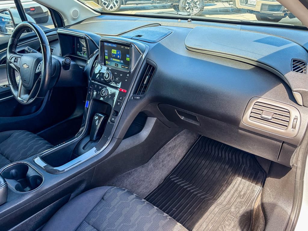 Used 2014 Chevrolet Volt FWD image 35