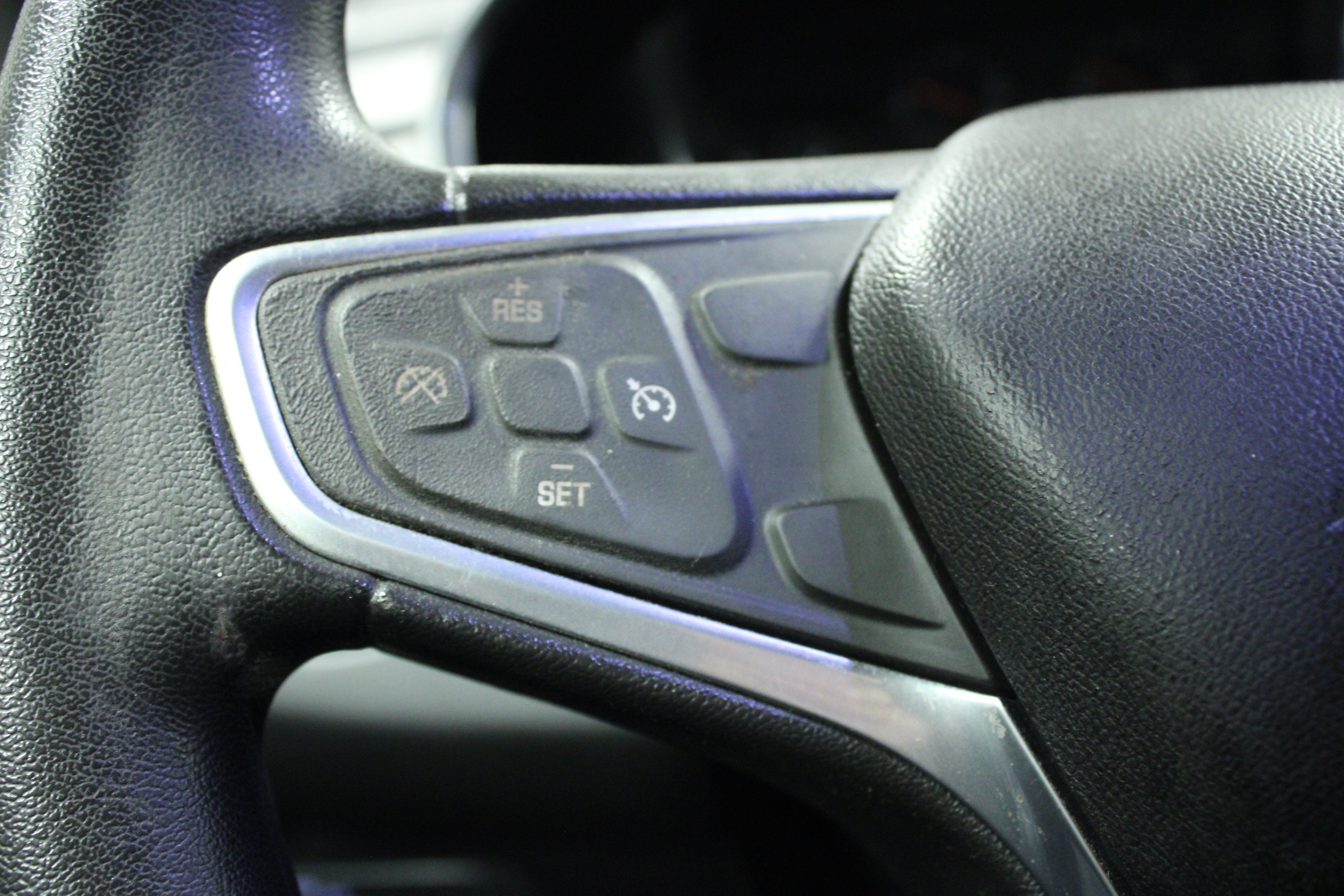 Used 2018 Chevrolet Equinox LT AWD/4WD image 20
