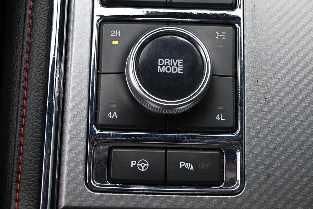 Used 2020 Ford Expedition Limited w/ Equipment Group 303A AWD/4WD image 34