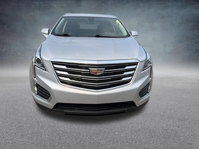 Used 2019 Cadillac XT5 Luxury AWD/4WD image 3