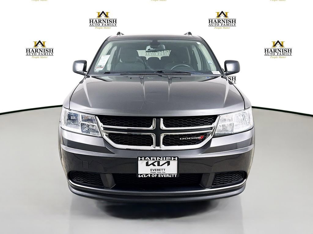 Used 2018 Dodge Journey SE w/ Mopar All Weather Group FWD image 2