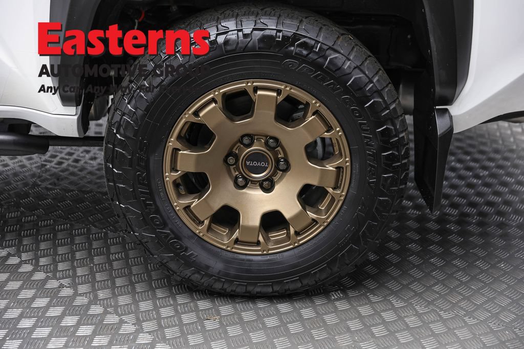Used 2025 Toyota 4Runner Trailhunter AWD/4WD image 8