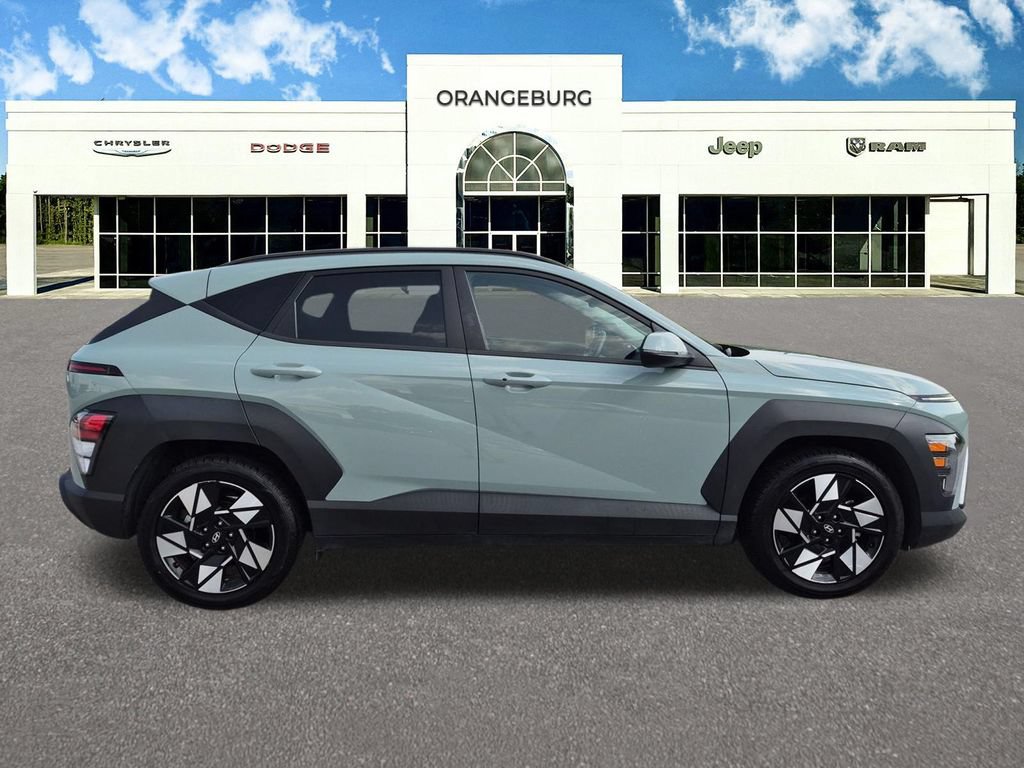 Used 2025 Hyundai Kona SEL FWD image 10