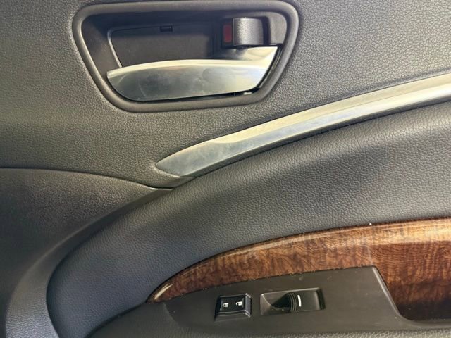 Used 2018 Acura MDX SH-AWD image 30