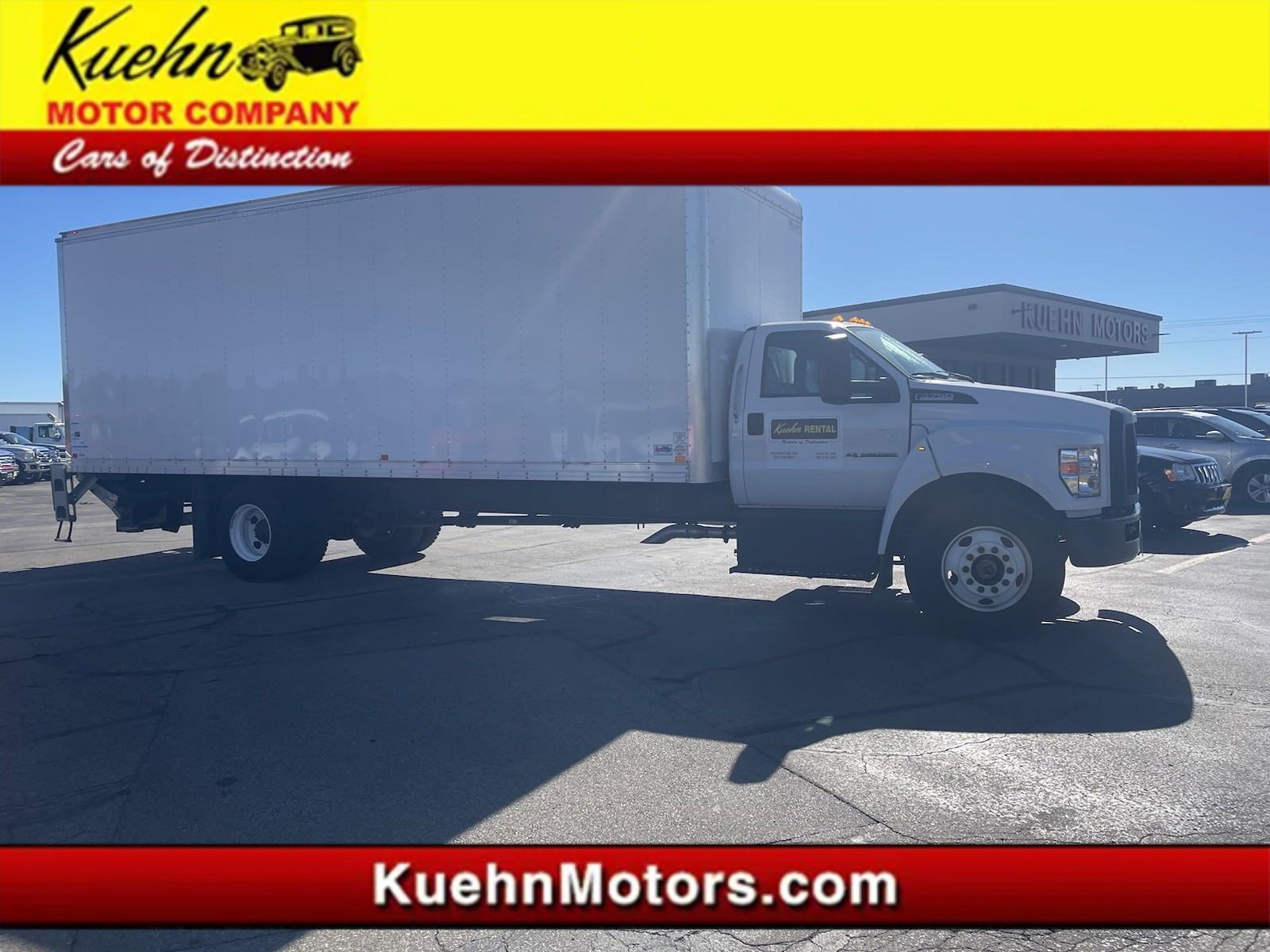 Used 2023 Ford F750 2WD Regular Cab Super Duty image 1
