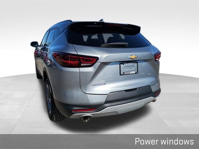 Used 2024 Chevrolet Blazer LT w/ Convenience Package image 18