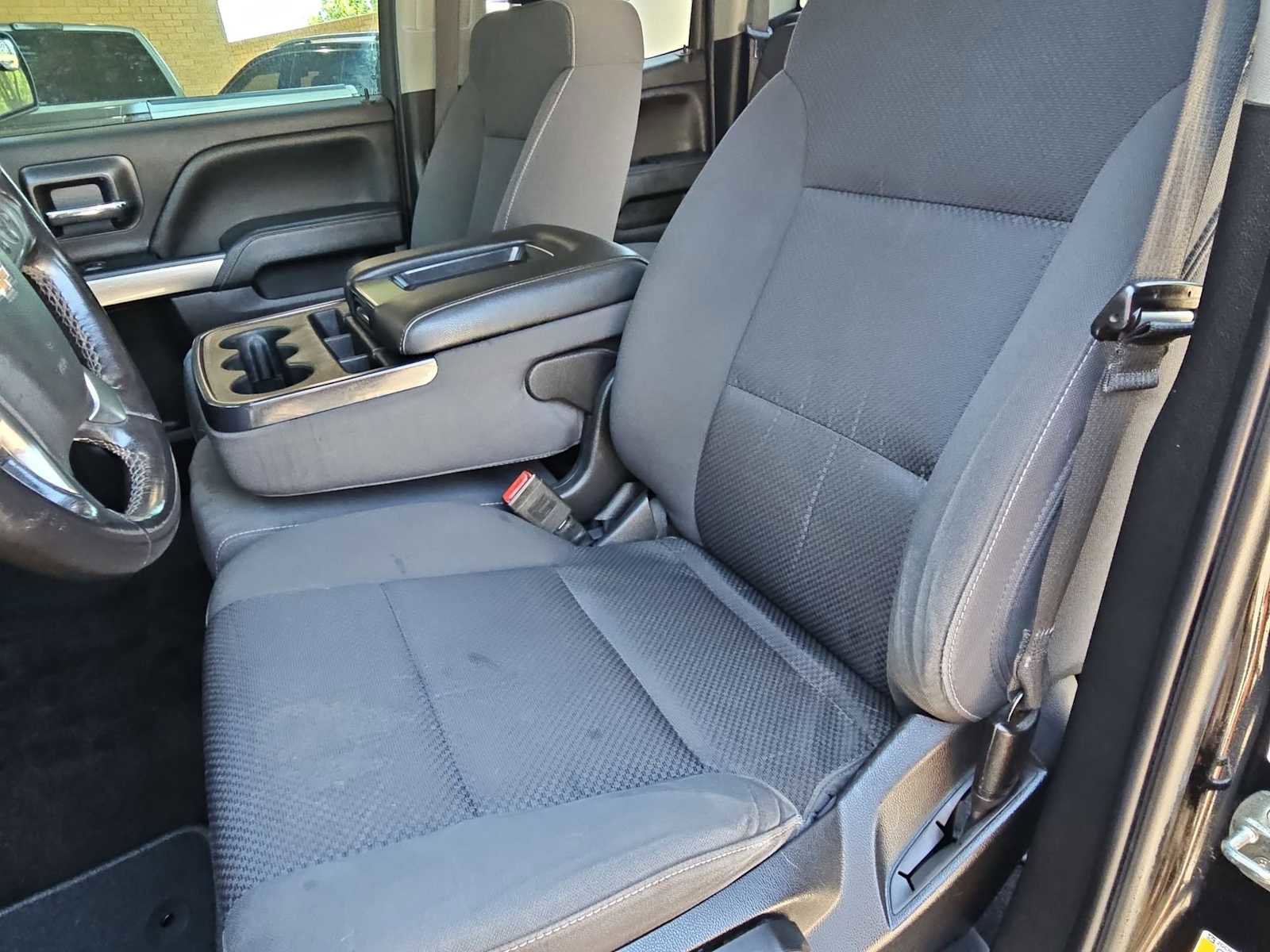 Used 2019 Chevrolet Silverado 1500 LT RWD image 17