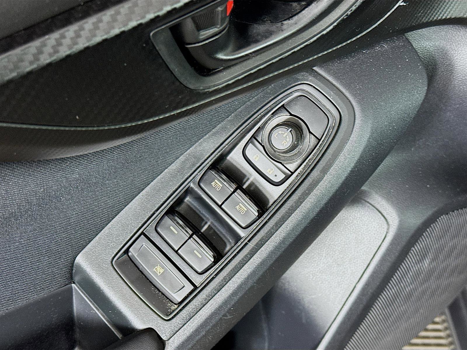 Used 2020 Subaru Impreza 2.0i image 19