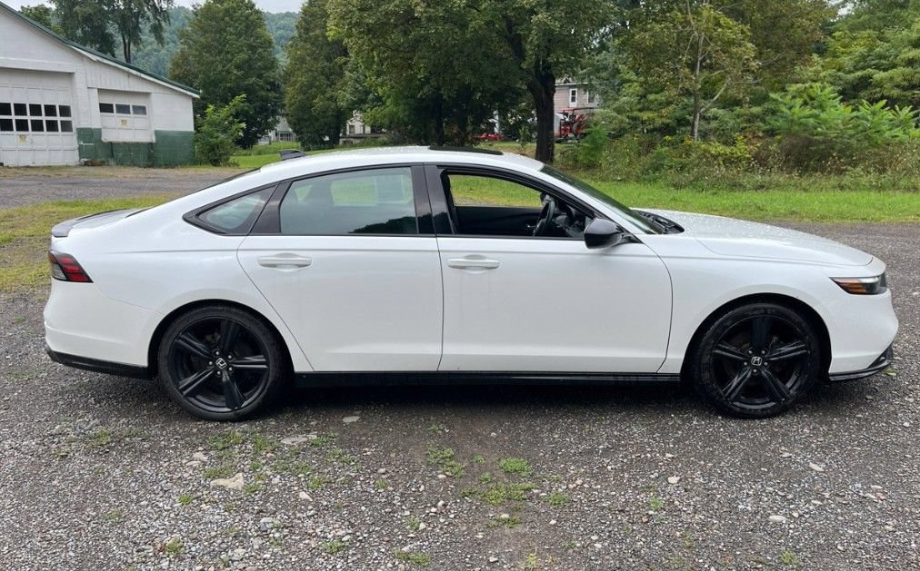 Used 2023 Honda Accord Sport image 5
