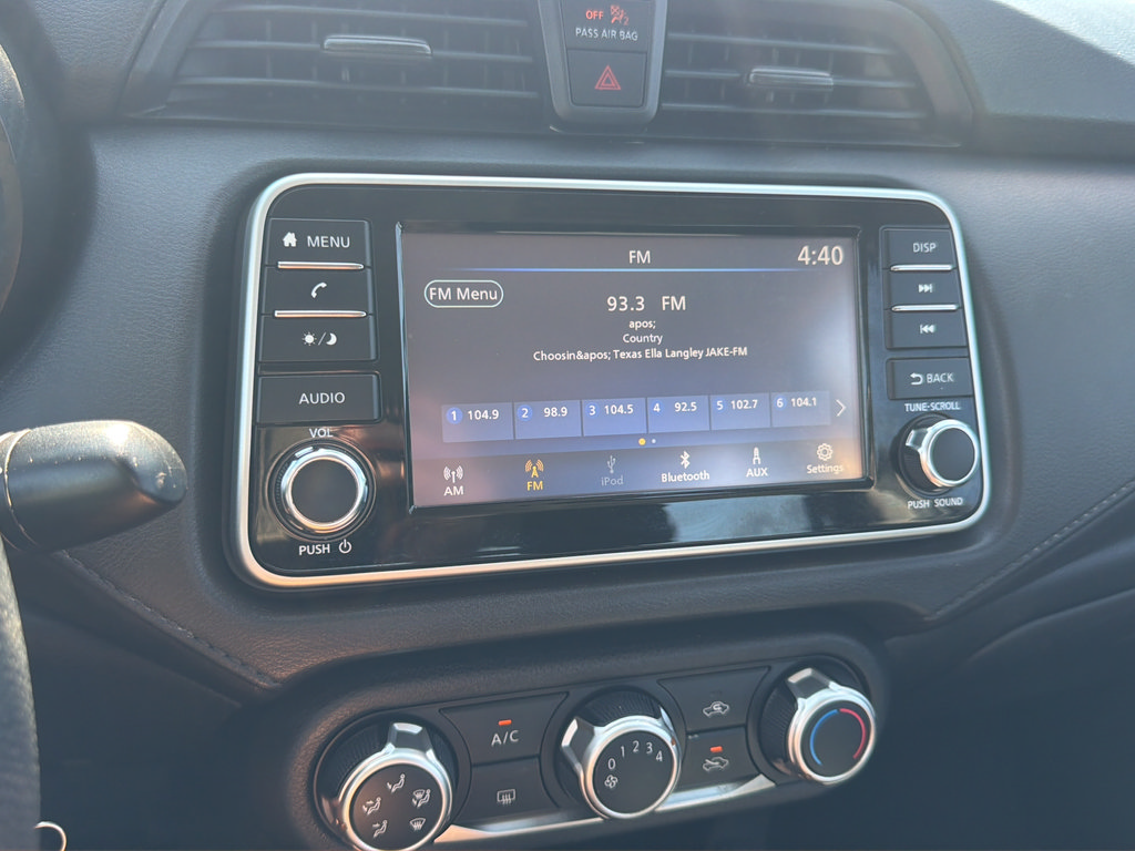 Used 2022 Nissan Versa S FWD image 24