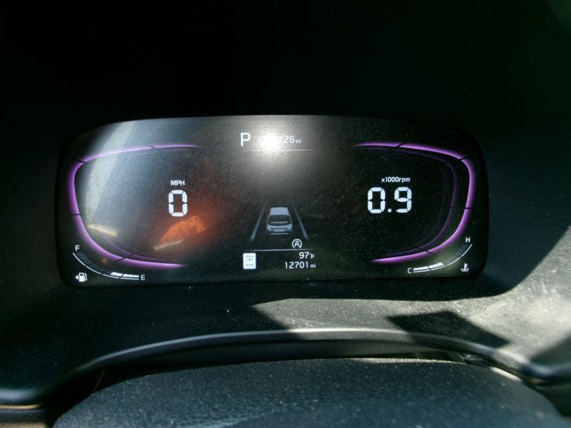 Used 2025 Kia Soul LX FWD image 1